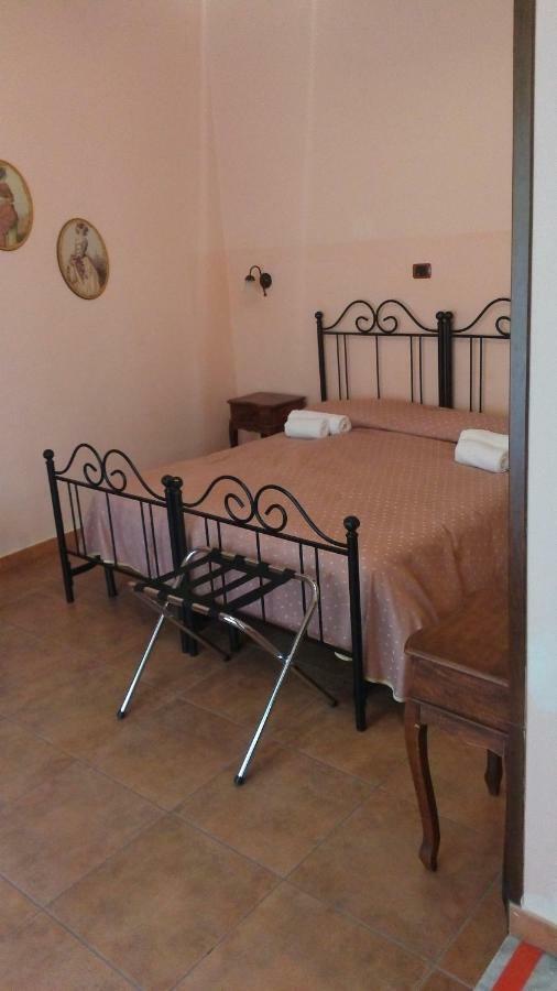 B&B Le Stanze Del Sogno Benevento Kültér fotó