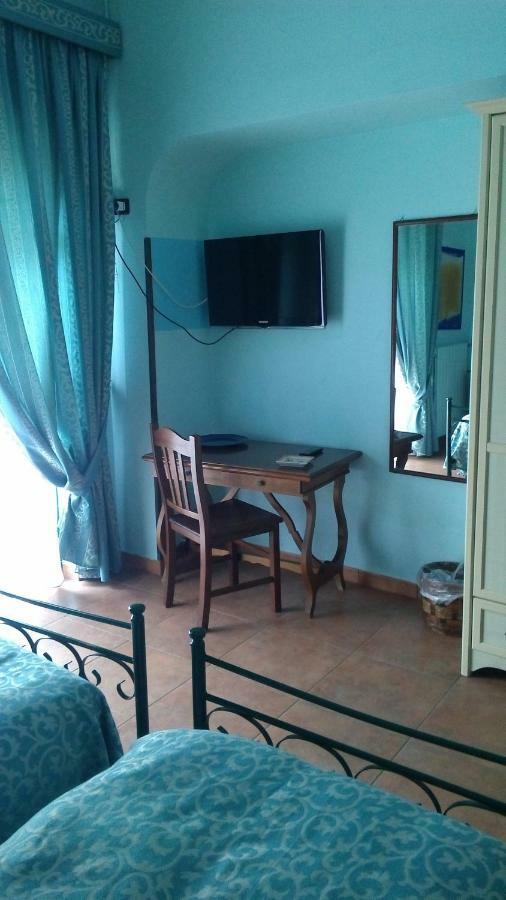 B&B Le Stanze Del Sogno Benevento Kültér fotó