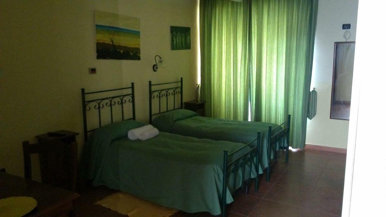 B&B Le Stanze Del Sogno Benevento Kültér fotó